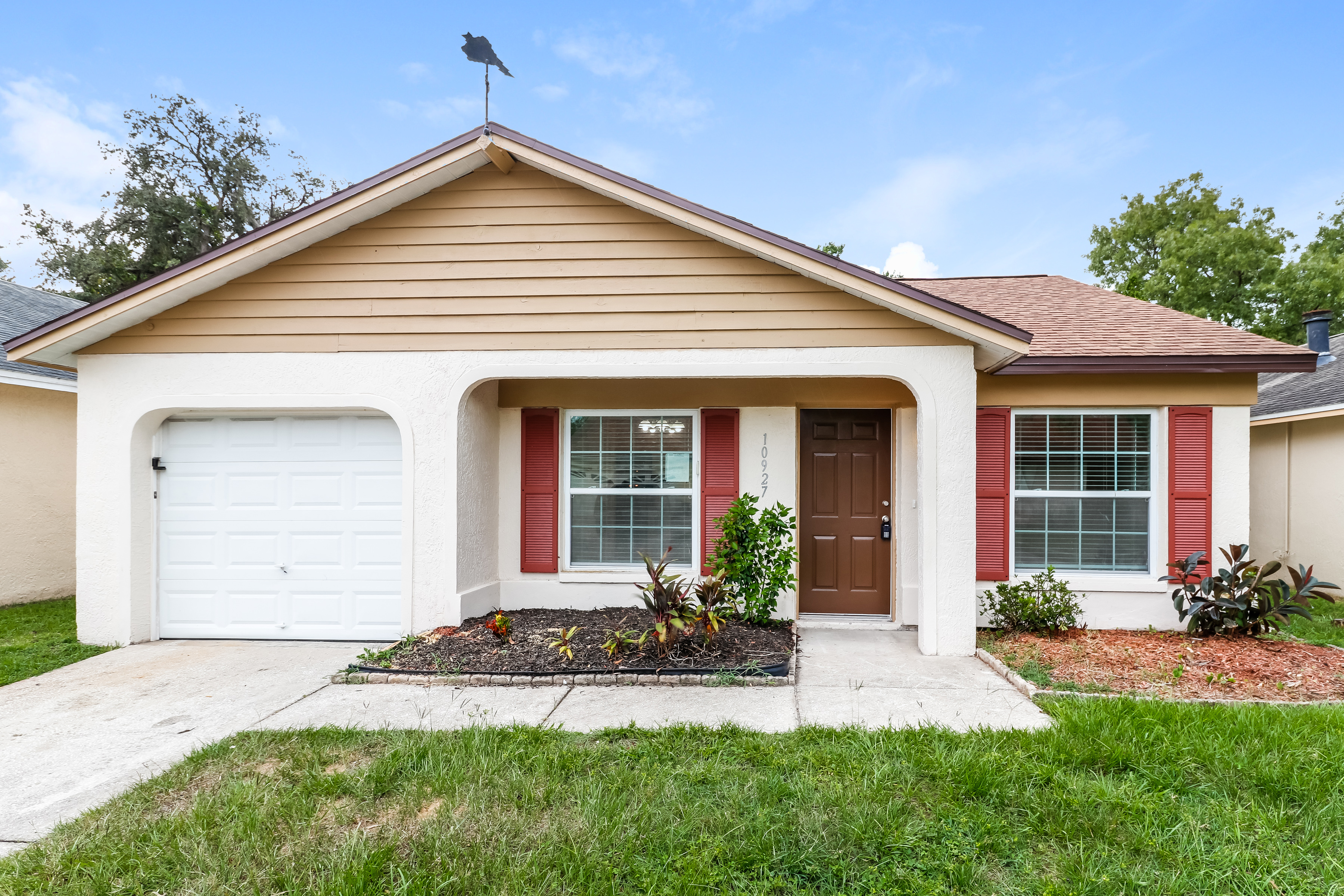 10927 Livingston Dr New Port Richey, FL 34654